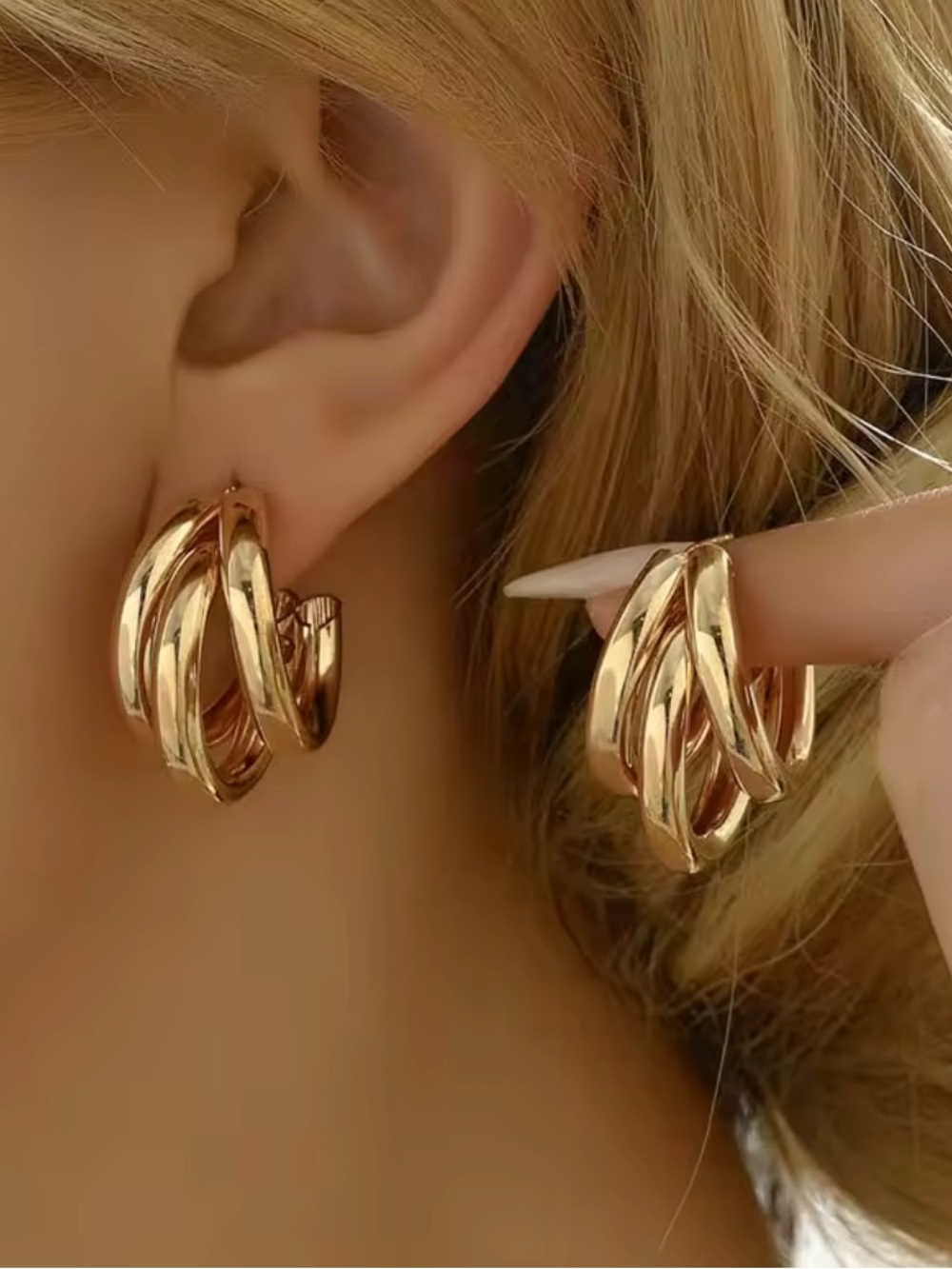 Elegant Gold-Tone Twist Hoop Earrings B02-01